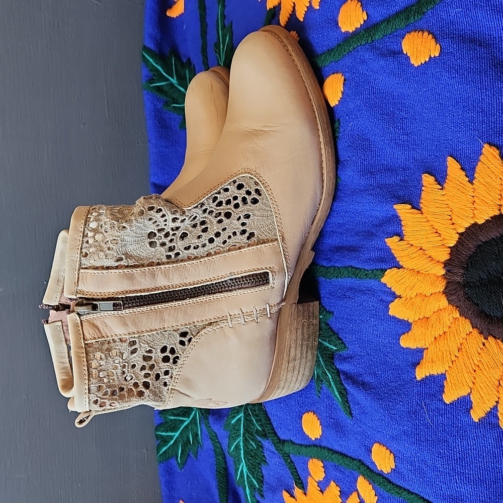 Cool Way Leather Booties Rodeo Western Cowgirl Festival Anthropologie Brand Lace